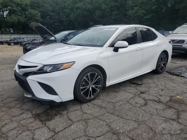 4T1G11AK6LU357984 2020 TOYOTA CAMRY - Image 1