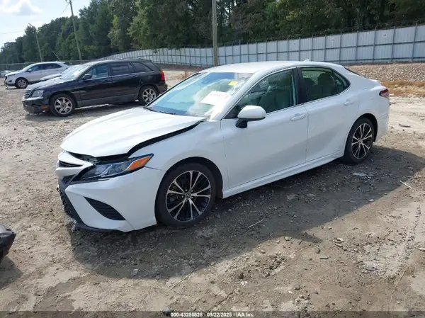 4T1G11AK6LU359962 2020 TOYOTA CAMRY - Image 2
