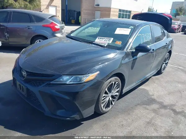 4T1G11AK6LU372078 2020 TOYOTA CAMRY - Image 2
