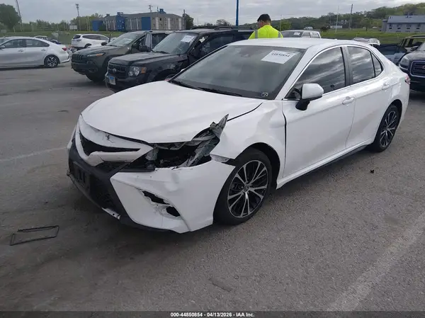 4T1G11AK6LU378219 2020 TOYOTA CAMRY - Image 2