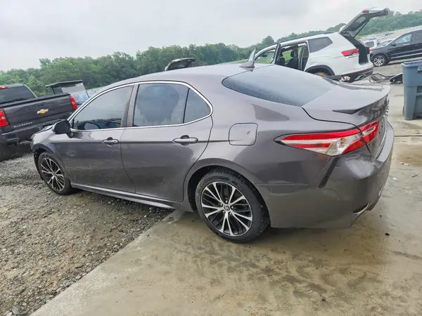 4T1G11AK6LU394310 2020 TOYOTA CAMRY - Image 2