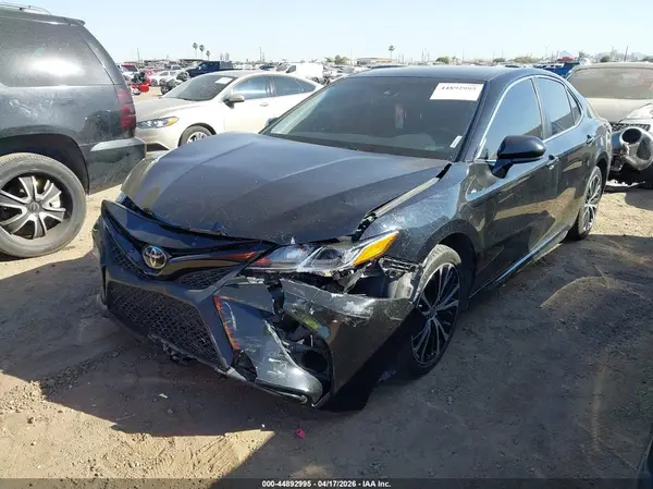 4T1G11AK6LU395652 2020 TOYOTA CAMRY - Image 2