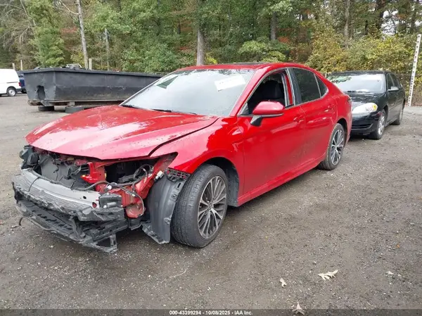 4T1G11AK6LU398003 2020 TOYOTA CAMRY - Image 2