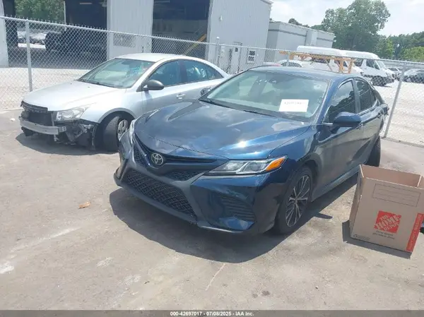 4T1G11AK6LU500948 2020 TOYOTA CAMRY - Image 2