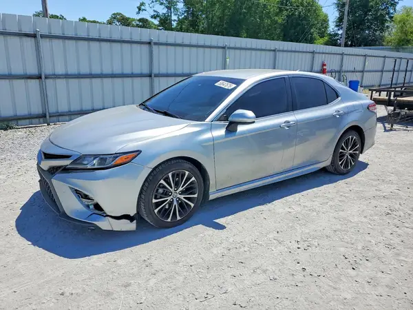 4T1G11AK6LU504126 2020 TOYOTA CAMRY - Image 1