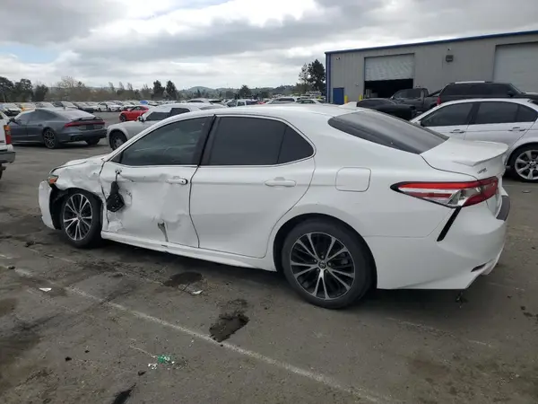 4T1G11AK6LU505373 2020 TOYOTA CAMRY - Image 2