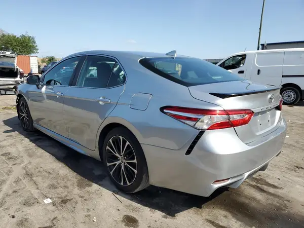4T1G11AK6LU511187 2020 TOYOTA CAMRY - Image 2
