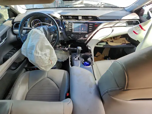 4T1G11AK6LU867851 2020 TOYOTA CAMRY - Image 8