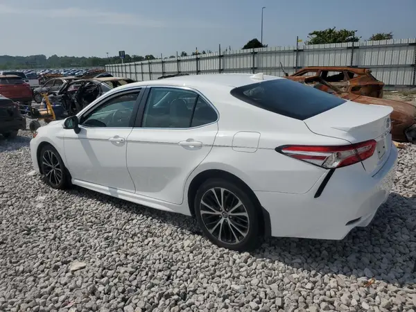 4T1G11AK6LU881958 2020 TOYOTA CAMRY - Image 2