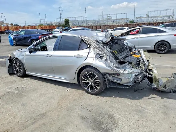 4T1G11AK6LU898694 2020 TOYOTA CAMRY - Image 2