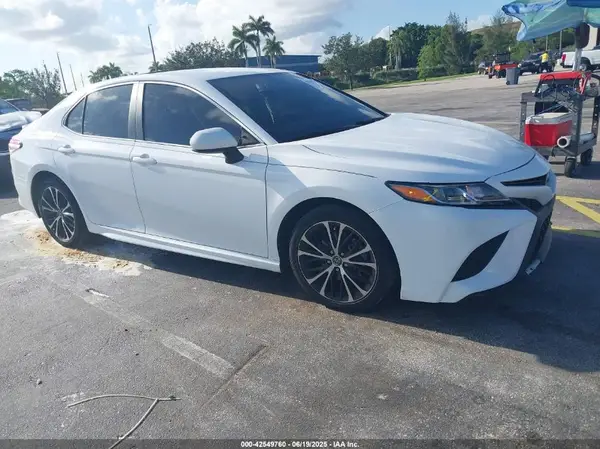 4T1G11AK6LU914800 2020 TOYOTA CAMRY - Image 1