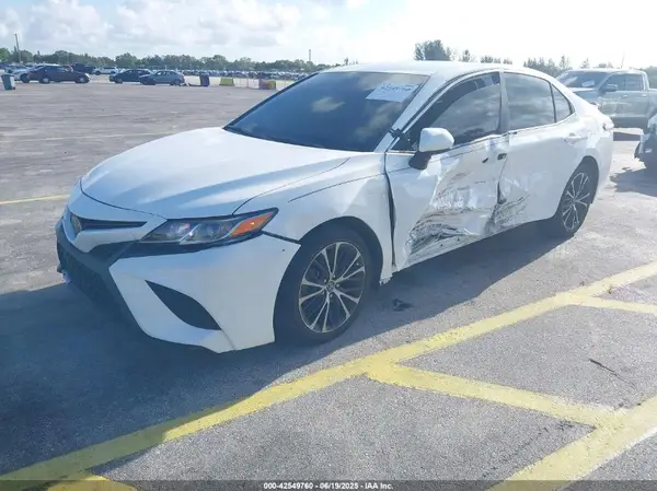 4T1G11AK6LU914800 2020 TOYOTA CAMRY - Image 2