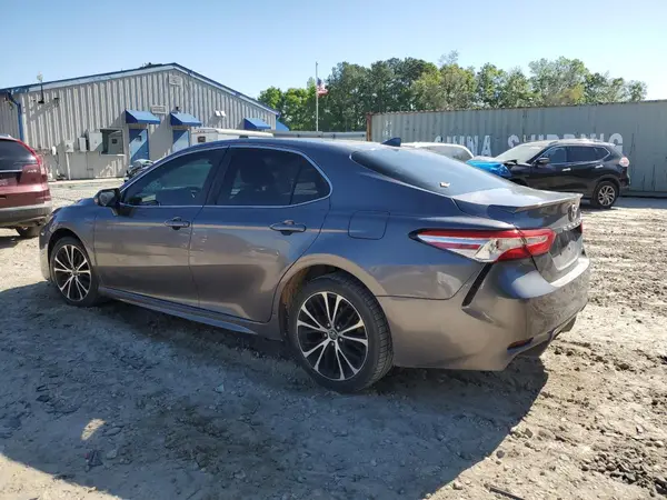 4T1G11AK6LU915624 2020 TOYOTA CAMRY - Image 2