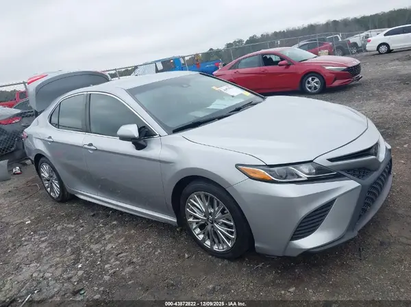 4T1G11AK6LU917308 2020 TOYOTA CAMRY - Image 1