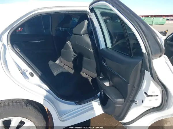 4T1G11AK6LU919138 2020 TOYOTA CAMRY - Image 8