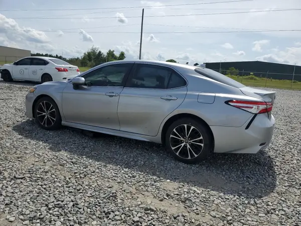 4T1G11AK6LU919303 2020 TOYOTA CAMRY - Image 2