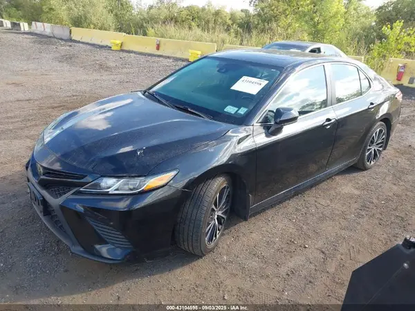 4T1G11AK6LU920144 2020 TOYOTA CAMRY - Image 2