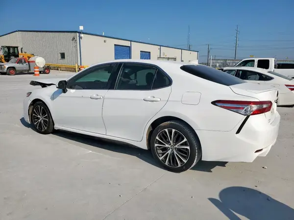 4T1G11AK6LU924257 2020 TOYOTA CAMRY - Image 2