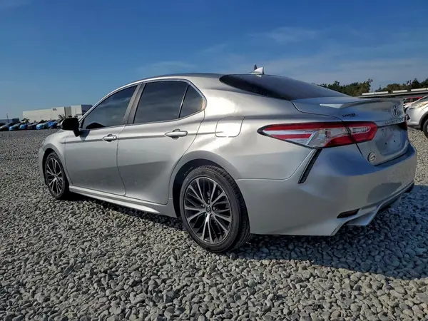 4T1G11AK6LU926705 2020 TOYOTA CAMRY - Image 2