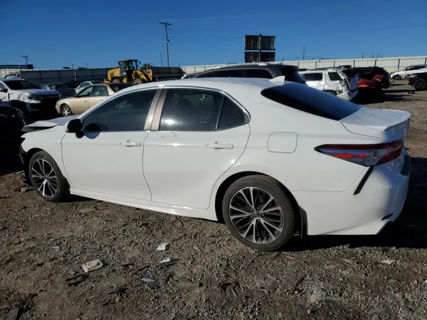 4T1G11AK6LU933685 2020 TOYOTA CAMRY - Image 2
