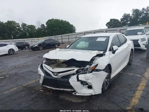 4T1G11AK6LU937090 2020 TOYOTA CAMRY - Image 2