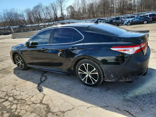 4T1G11AK6LU943472 2020 TOYOTA CAMRY - Image 2