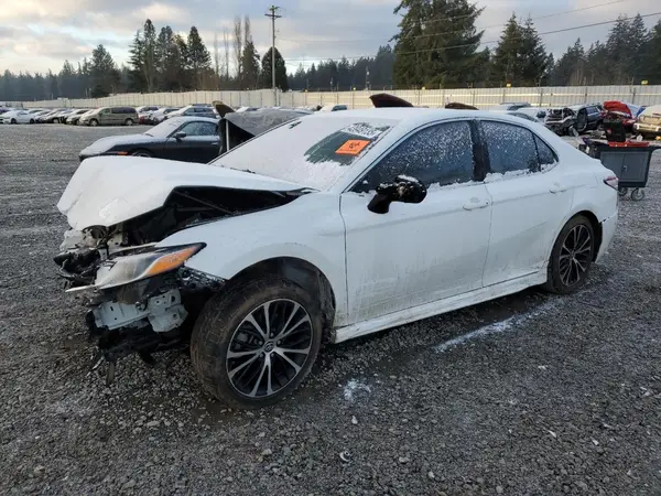 4T1G11AK6LU949935 2020 TOYOTA CAMRY - Image 1