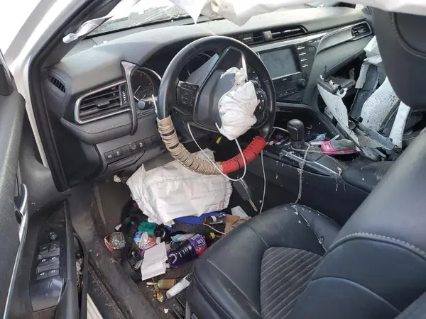 4T1G11AK6LU949935 2020 TOYOTA CAMRY - Image 8