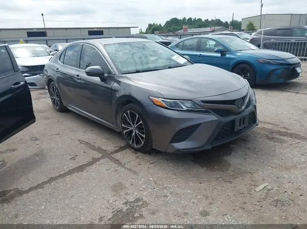 4T1G11AK6LU950826 2020 TOYOTA CAMRY - Image 1