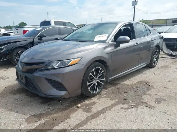 4T1G11AK6LU950826 2020 TOYOTA CAMRY - Image 2