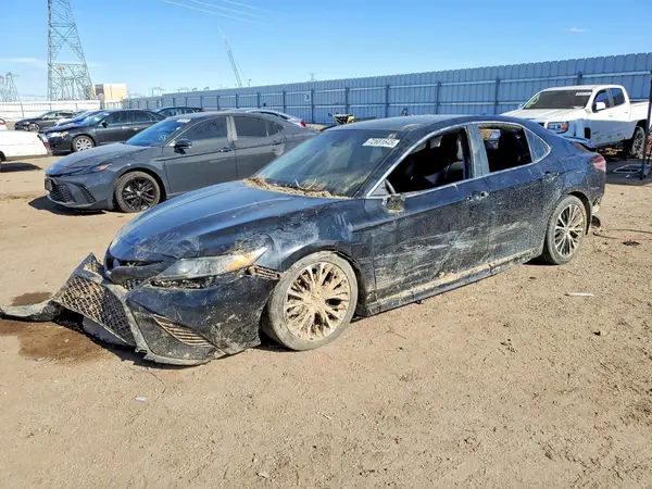 4T1G11AK6LU955380 2020 TOYOTA CAMRY - Image 1