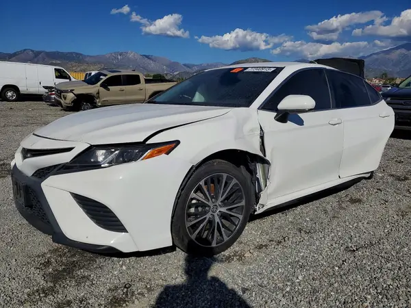 4T1G11AK6LU956299 2020 TOYOTA CAMRY - Image 1