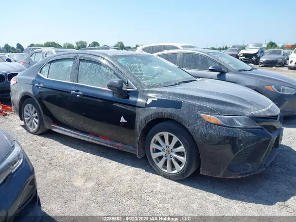 4T1G11AK6LU962930 2020 TOYOTA CAMRY - Image 1