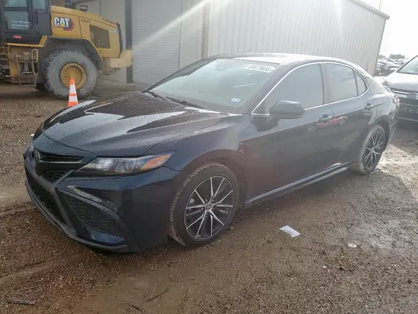 4T1G11AK6MU408238 2021 TOYOTA CAMRY - Image 1