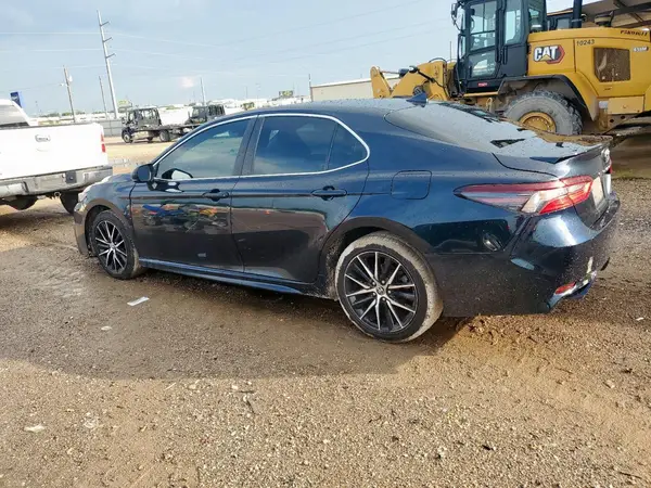 4T1G11AK6MU408238 2021 TOYOTA CAMRY - Image 2