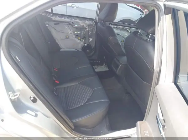 4T1G11AK6MU408496 2021 TOYOTA CAMRY - Image 8
