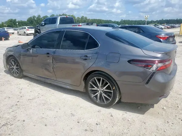4T1G11AK6MU409325 2021 TOYOTA CAMRY - Image 2