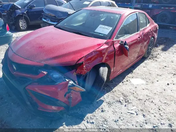 4T1G11AK6MU409874 2021 TOYOTA CAMRY - Image 2