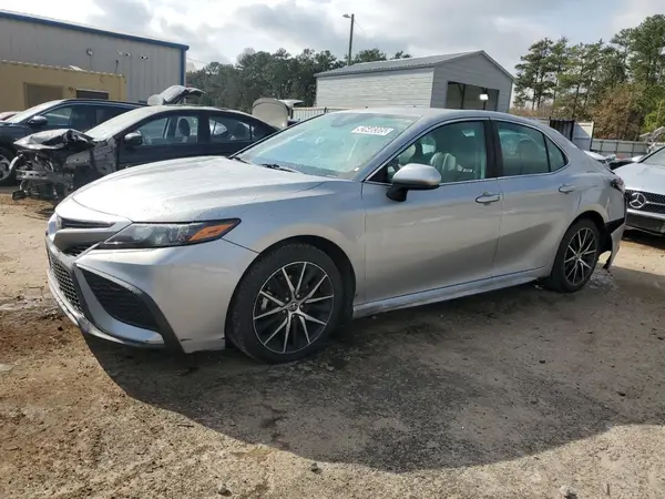 4T1G11AK6MU432054 2021 TOYOTA CAMRY - Image 1