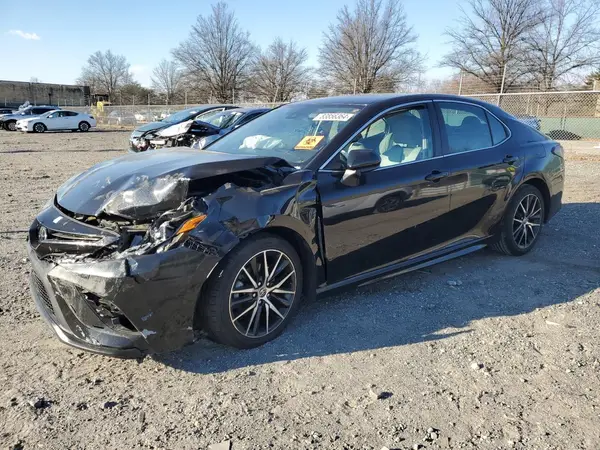 4T1G11AK6MU434256 2021 TOYOTA CAMRY - Image 1