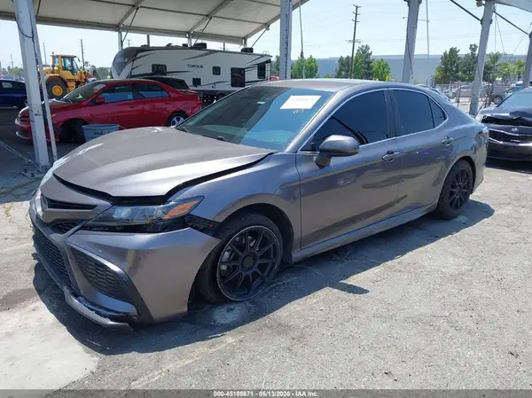4T1G11AK6MU445855 2021 TOYOTA CAMRY - Image 2