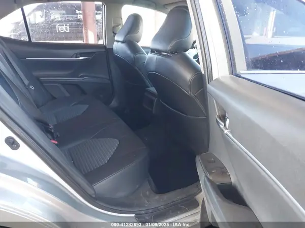 4T1G11AK6MU446570 2021 TOYOTA CAMRY - Image 8