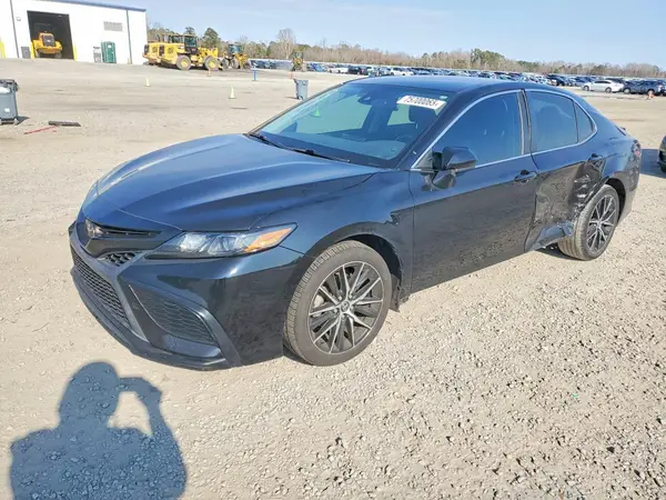 4T1G11AK6MU451008 2021 TOYOTA CAMRY - Image 1