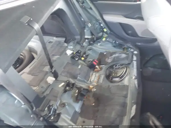 4T1G11AK6MU451476 2021 TOYOTA CAMRY - Image 8