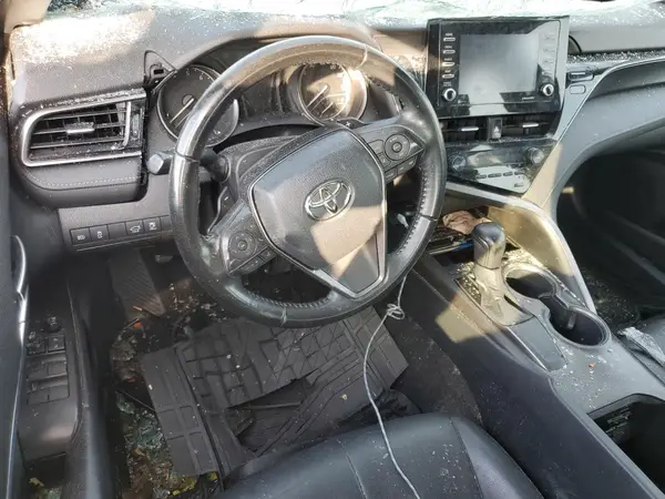 4T1G11AK6MU451879 2021 TOYOTA CAMRY - Image 8