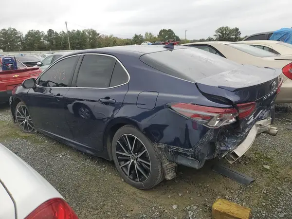4T1G11AK6MU452899 2021 TOYOTA CAMRY - Image 2
