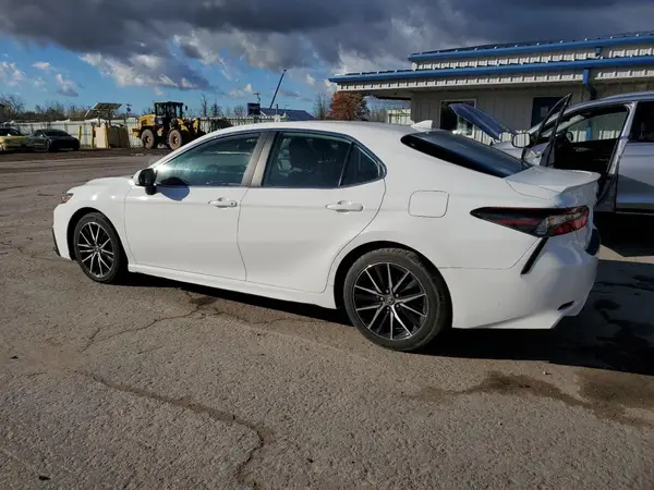 4T1G11AK6MU455463 2021 TOYOTA CAMRY - Image 2