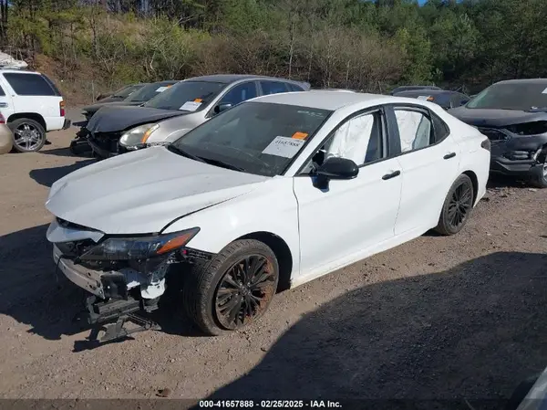 4T1G11AK6MU456533 2021 TOYOTA CAMRY - Image 2