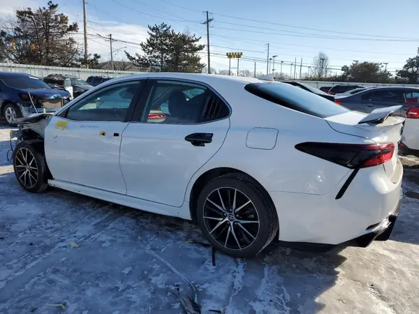 4T1G11AK6MU457942 2021 TOYOTA CAMRY - Image 2