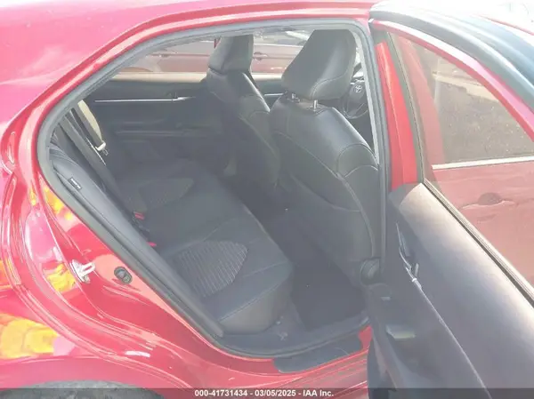 4T1G11AK6MU462607 2021 TOYOTA CAMRY - Image 8